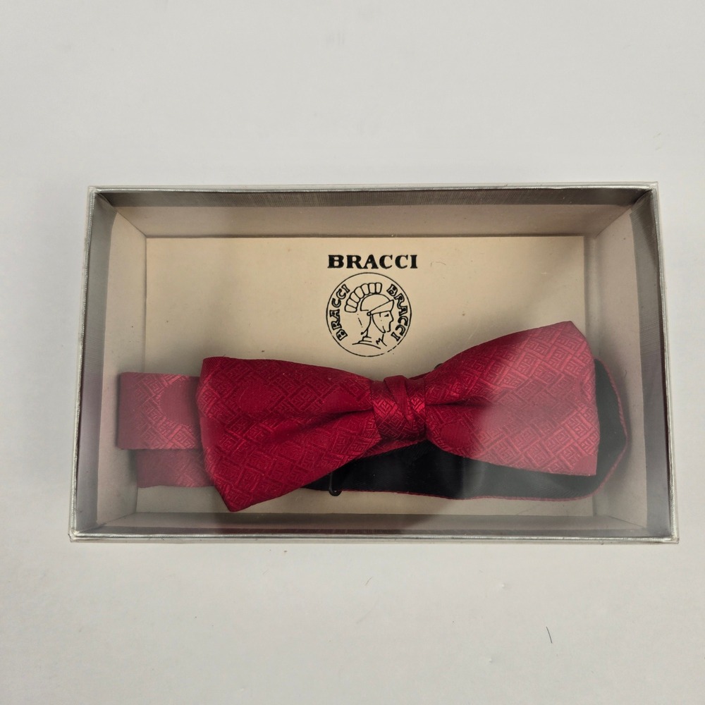 Bracci Mens Red Geometric Jacquard Pre-Tied Bow Tie Adjustable Formal Wedding